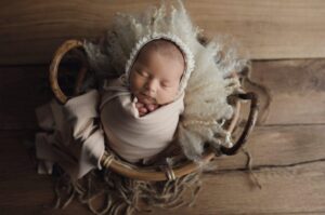 best newborn photography nashville, best Nashville newborn photographer, newborn portrait sessions Nashville, Best Mt Juliet newborn portraits, newborn portrait studio Nashville, newborn photography packages