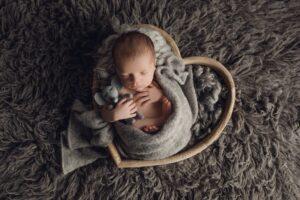 best newborn photography nashville, best Nashville newborn photographer, newborn portrait sessions Nashville, Best Mt Juliet newborn portraits, newborn portrait studio Nashville, newborn photography packages